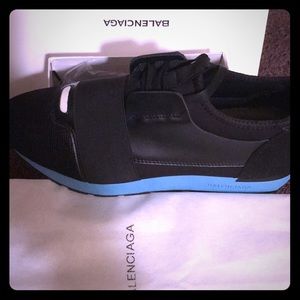 Women’s trainer runners